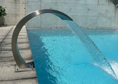 Fontana Decorativa e per Massaggio in Piscina